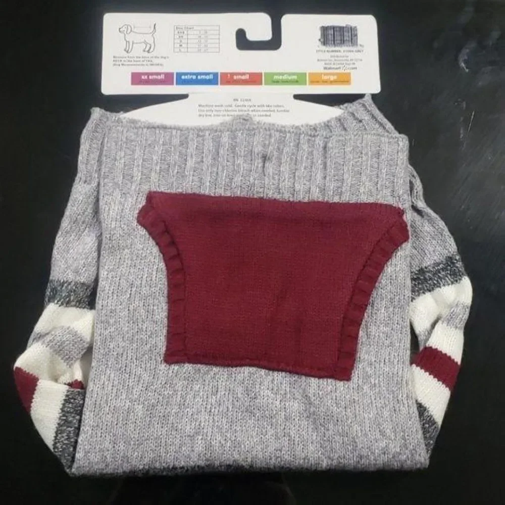 Medium striped pocket gray red dog knit sweater‎